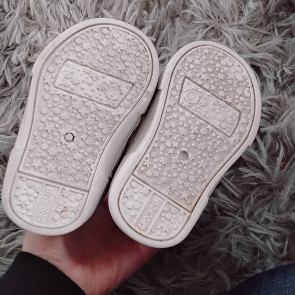 Converse Pink Infants Shoes Set Size 1&2 - Picture 3 of 7